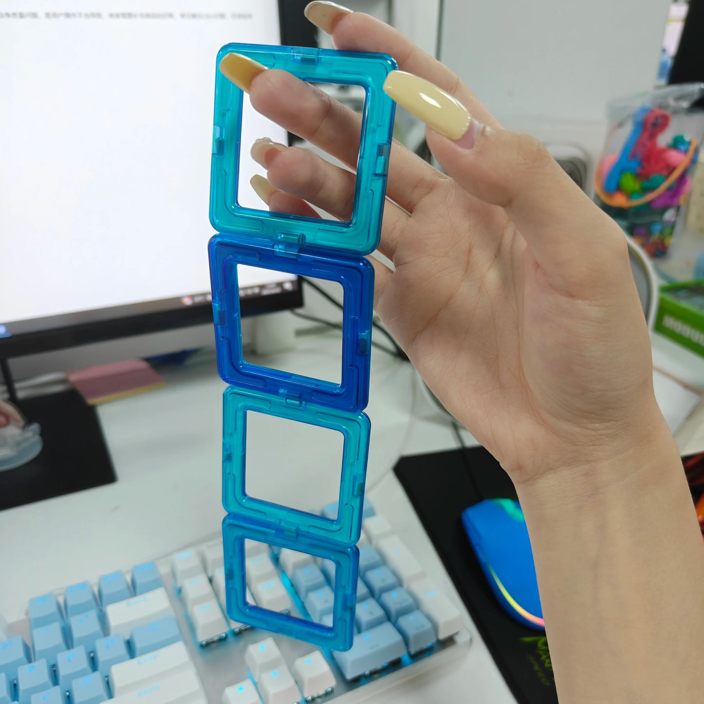 Magnetic Building Blocks – Creative Construction Toy Set