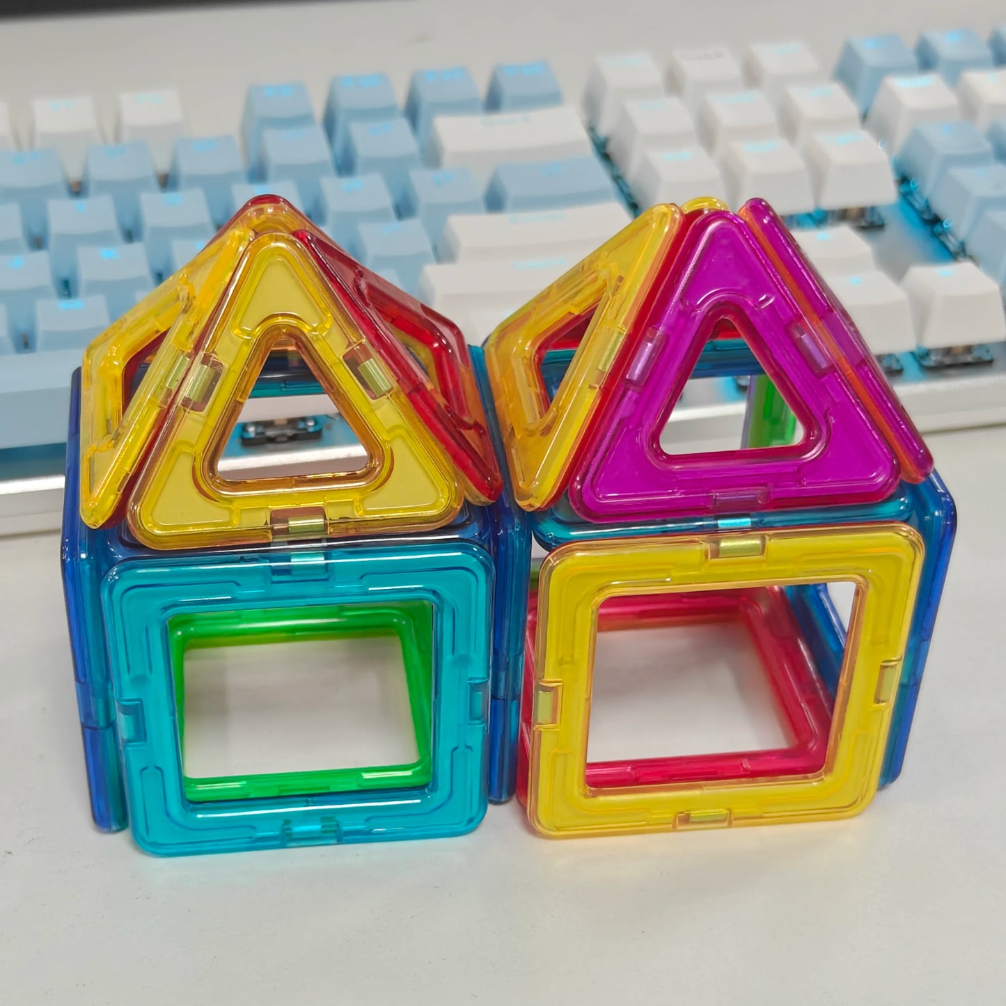 Magnetic Building Blocks – Creative Construction Toy Set